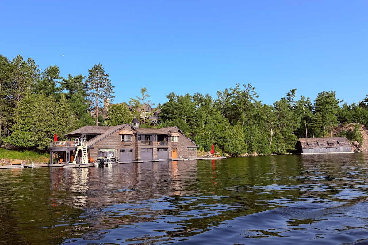 Inside the private Muskoka conference that lures Canada’s movers and shakers – including Mark Carney