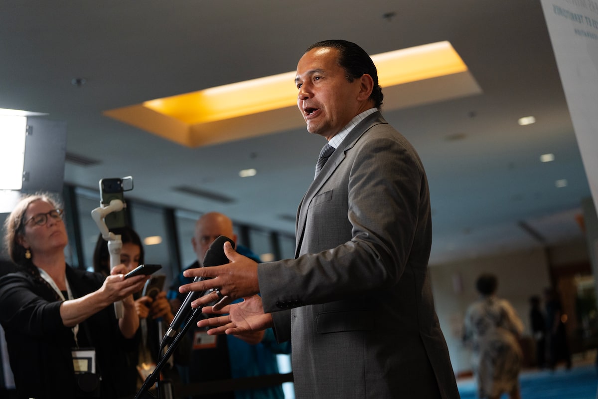 Manitoba Premier Wab Kinew ‘open’ to new pipeline from Alberta to Ontario