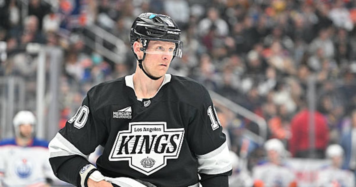Los Angeles Kings bring back Laughton, Perry; add forwards Erik Haula, Mats Zuccarello in free agency