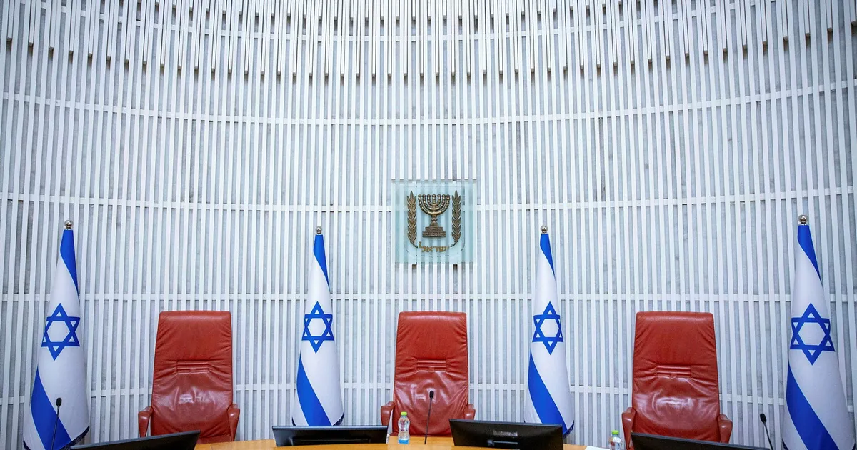 In First, Netanyahu Government Says It Will Defy High Court Ruling on Media Regulator - Haaretz