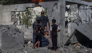 Israel kills child, 8 Gaza police as post-truce death toll hits 1,110
