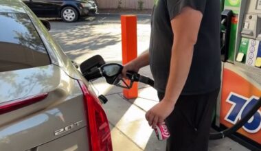 Trump says Iran ceasefire is ‘over,’ crude oil prices rise and some Bay Area drivers prepare – NBC Bay Area