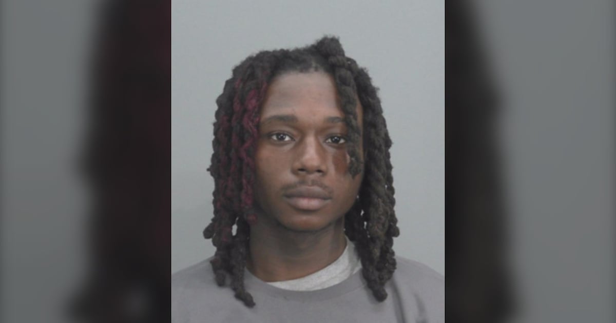 Hamilton man charged with sexual assault, child luring