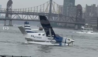 Seaplane with passengers on board makes hard landing in East River, NYC fire department says