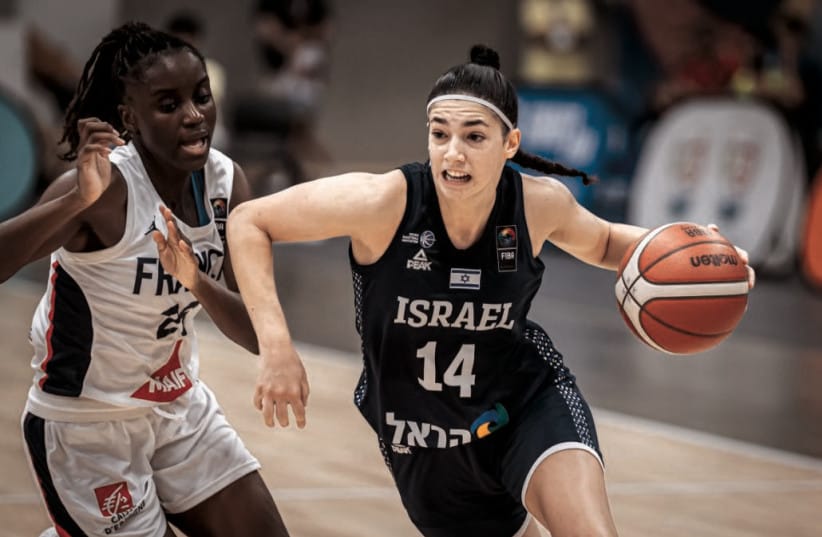 ISRAEL CELEBRATES after beating France 81-74 yesterday at the Under-20 European Championship in Senhora da Hora, Portugal, led by 32 points from Gal Raviv.