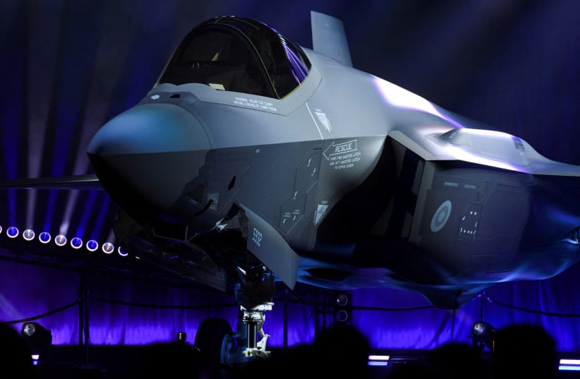 Unveiling of the new F-35 during a rollout ceremony of F-35 fighter jets ordered by Finland at the Lockheed Martin Aeronautics facility in Fort Worth, Texas, US December 16, 2025.