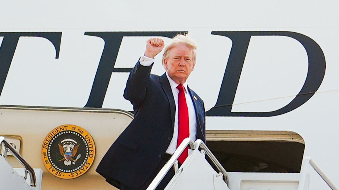 Trump's New Air Force One Jet Mocked With Brutal, But Accurate, Nicknames - HuffPost
