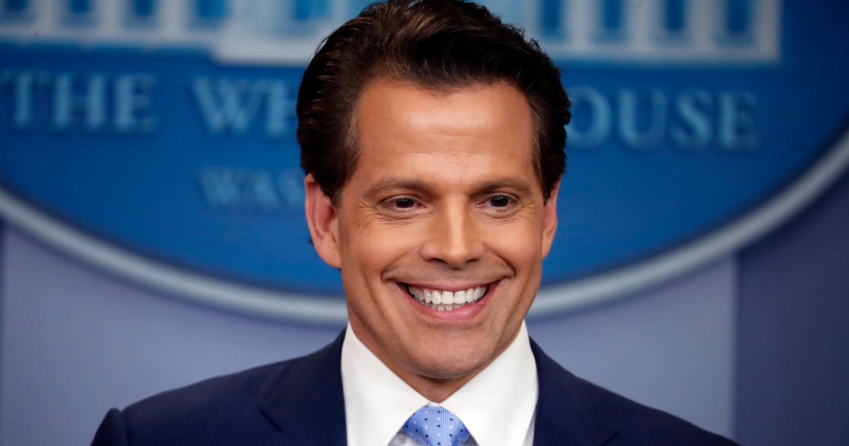 'If He Touches It,' It Turns 'To Dogs**t': Former Trump Official Blasts President's Qatari Jet