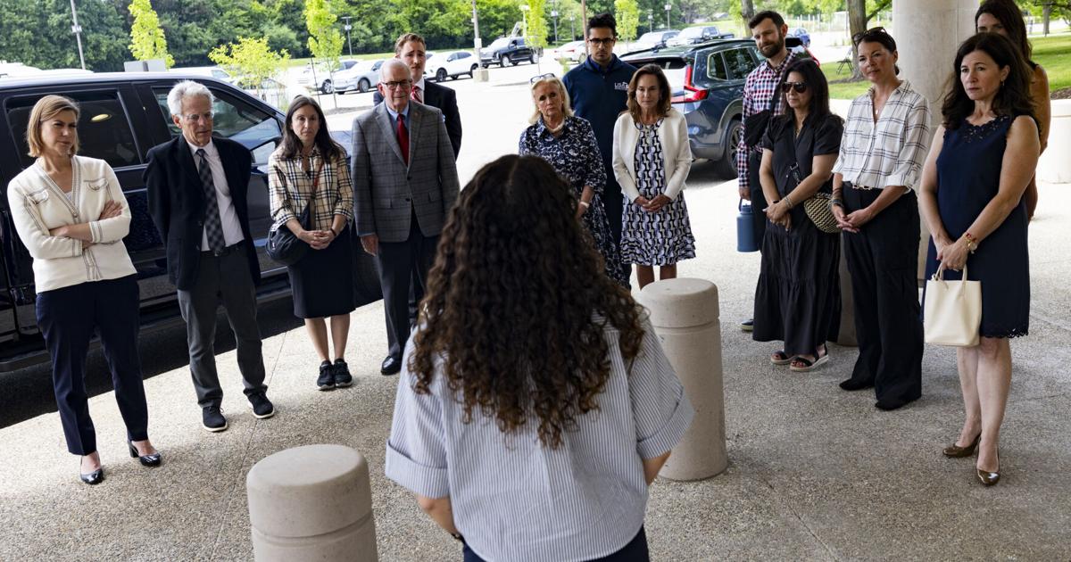 Temple Israel and ADL Michigan Bring Bipartisan Congressional Leaders to Site of March 12 Terror Attack | News