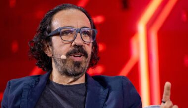 Amazon Rethinks Its AI Strategy and Winds Down Many in-House Models