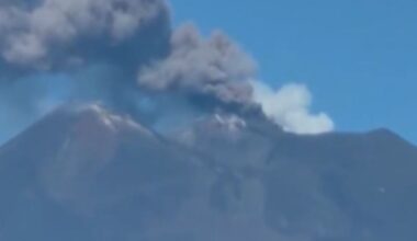 Mount Etna LIVE: Eruption sparks panic in Sicily as Catania Airport cancels flights | World | News