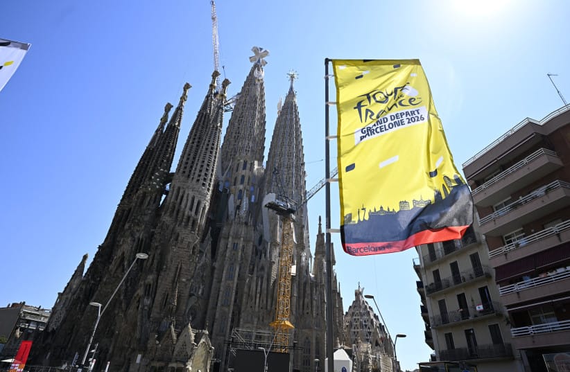 CYCLING TOUR DE FRANCE 2026 PREPARATIONS THURSDAY A banner hands near the Sagrada Familia, ahead of the 2026 Tour de France cycling race, Thursday 02 July 2026, in Barcelona, Spain.