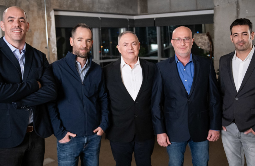 Founding members of Skapion