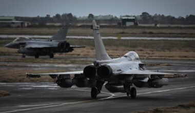 Ukraine agrees on plan to acquire 16 Rafale jets, France’s Macron says