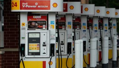 U.S. gas prices hit an average of $4 a gallon again as the US and Iran launch attacks