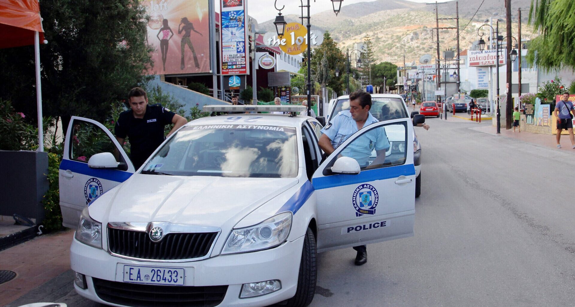 Israelis say they were attacked by anti-Israel mob who stormed their hotel in Crete