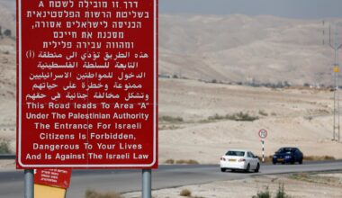 Dismissing warnings, Israelis increasingly venturing into forbidden West Bank cities