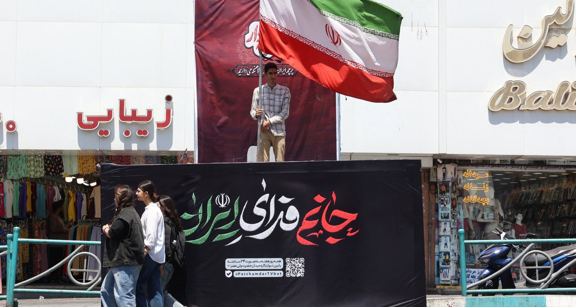 US or Iran — Who needs a new truce deal more? | US-Israel war on Iran News
