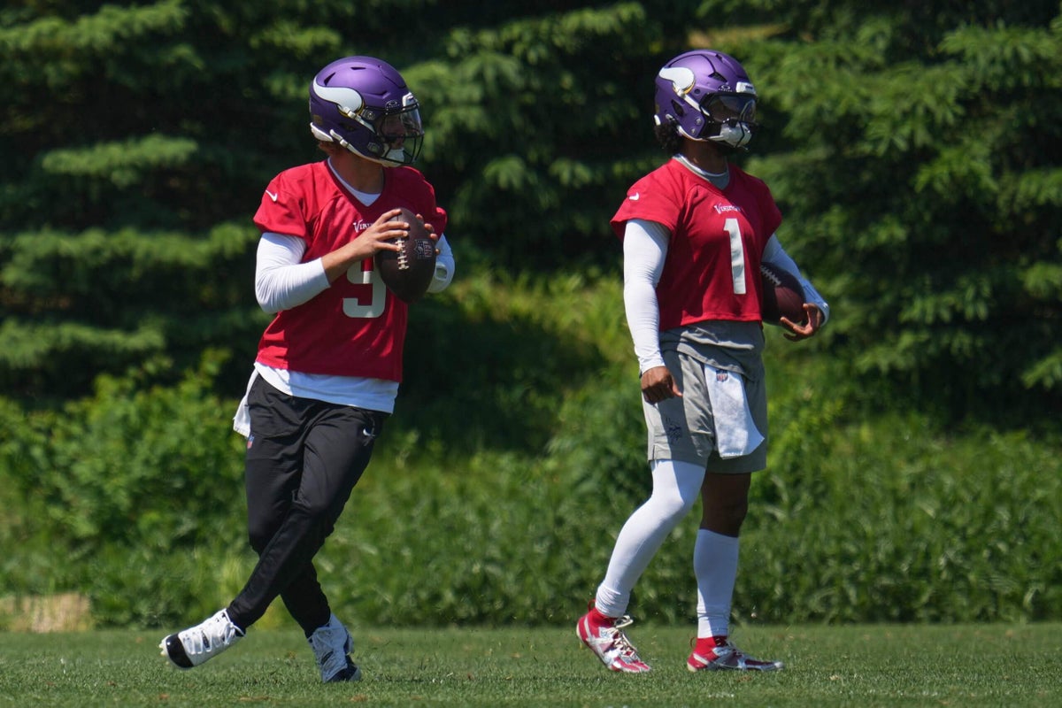 Vikings’ Kyler Murray-J.J. McCarthy QB competition spotlights critical push-pull of camp