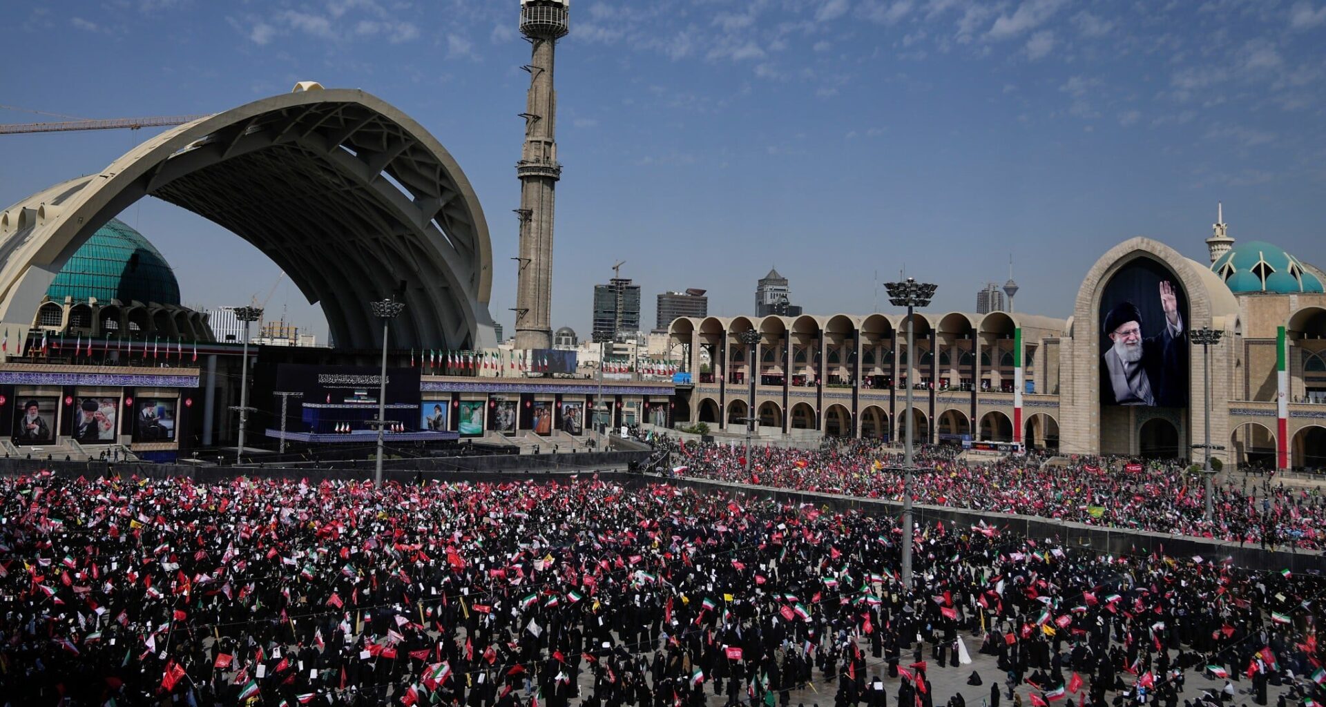 Mourners chant 'death' to America and Israel as Iran begins days-long Khamenei funeral