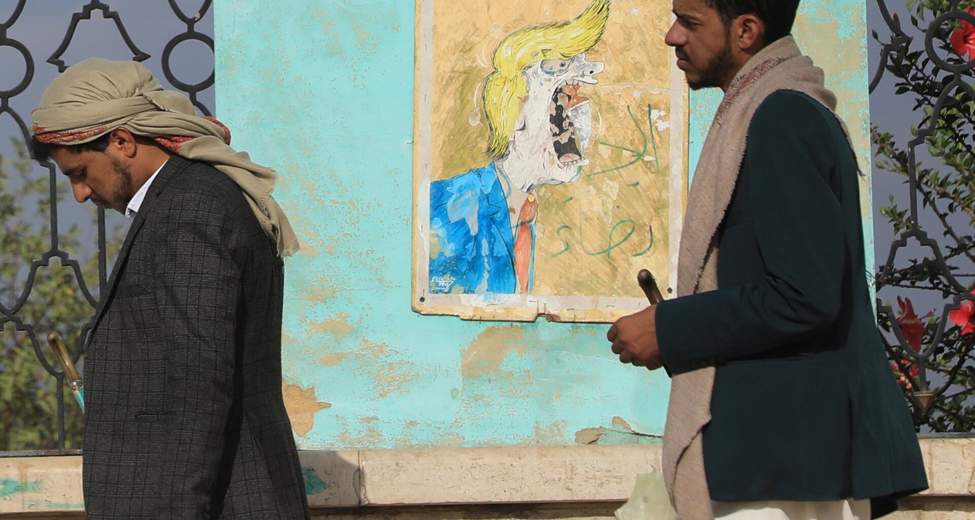 Between hope and fear: Yemenis react to Houthi blockade on Saudi Arabia | Houthis News