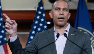 Top Democrat in US House says he won’t support bill to cut off US aid to Israel