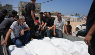 Strikes said to kill 5 in Gaza as top officer says IDF has taken over 60% of Strip