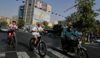 Trump warns of largest strikes on Iran yet as Tehran lashes out across Gulf | US-Israel war on Iran News