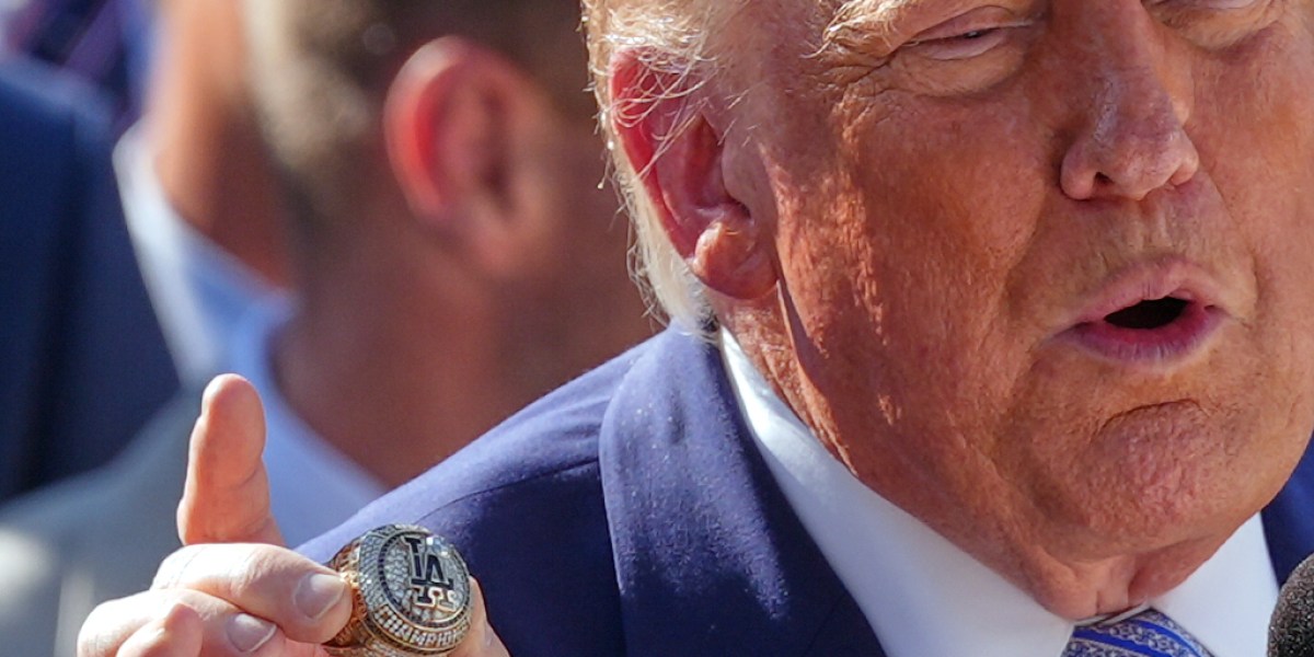 Dodgers give Trump what looks like a World Series ring: 'Wow. Do I have to report this? I don't want to report this'