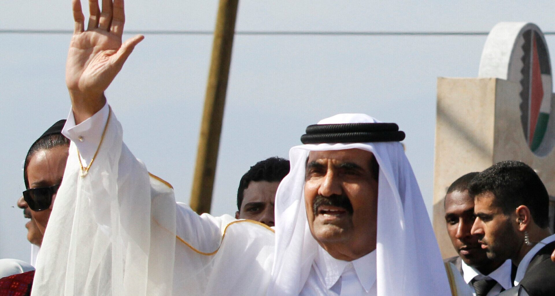 Qatar's former ruler Sheikh Hamad dies at 74; created Al Jazeera, funded Hamas's Gaza