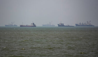 U.S. launches new strikes against Iran after 3 ships hit in Strait of Hormuz – NBC 5 Dallas-Fort Worth