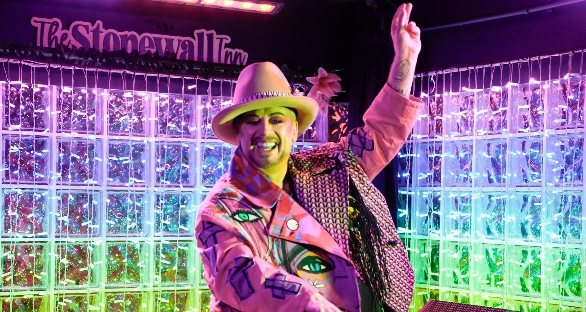‘If you’re ever confused: I stand with the Jews,’ Boy George releases pro-Israel song