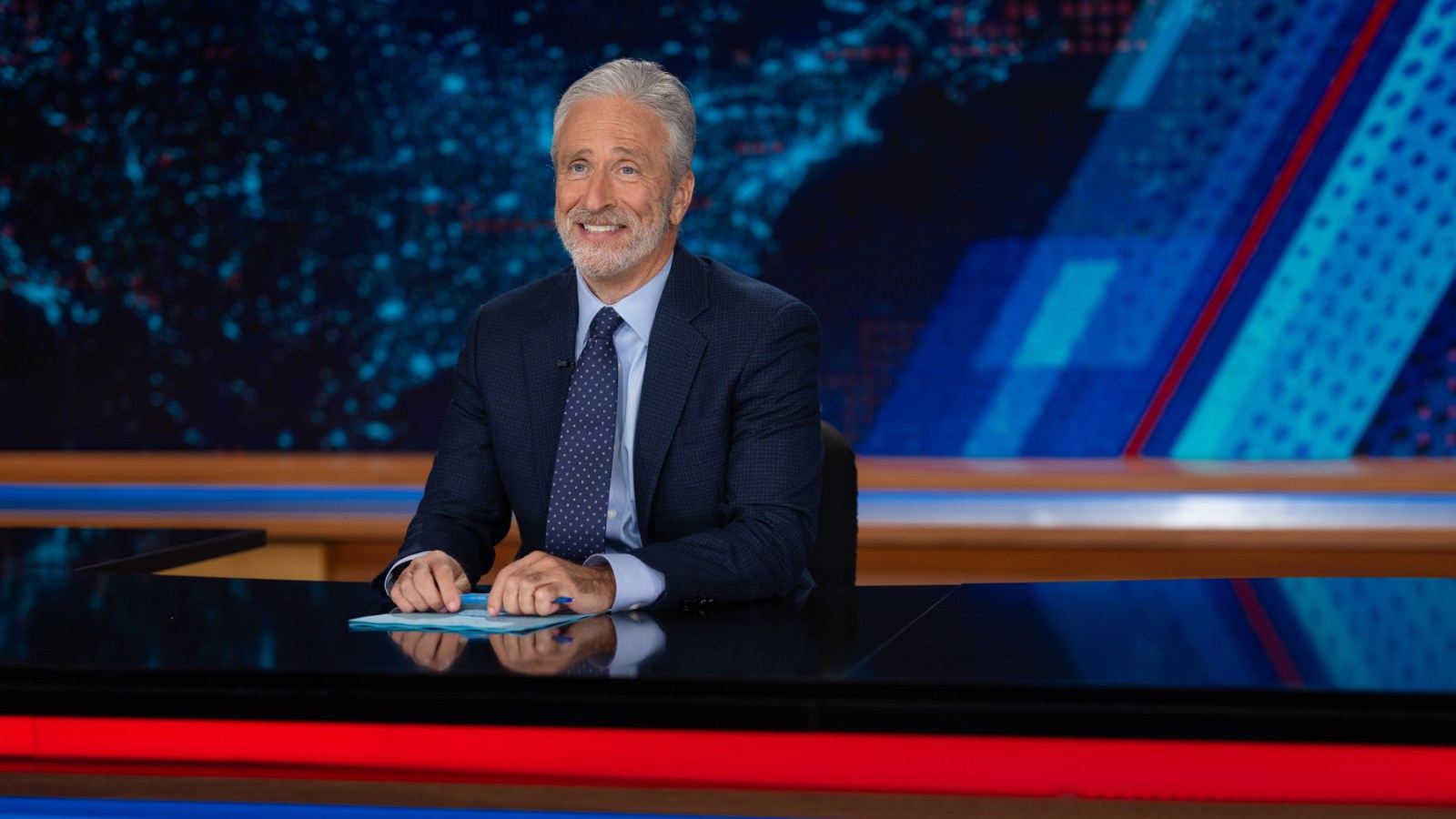 Jon Stewart Takes Aim at Trump's Reaction to Lindsey Graham's Death