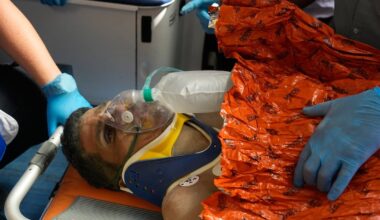 Venezuelan security guard pulled alive from building basement 8 days after twin quakes - CTV News