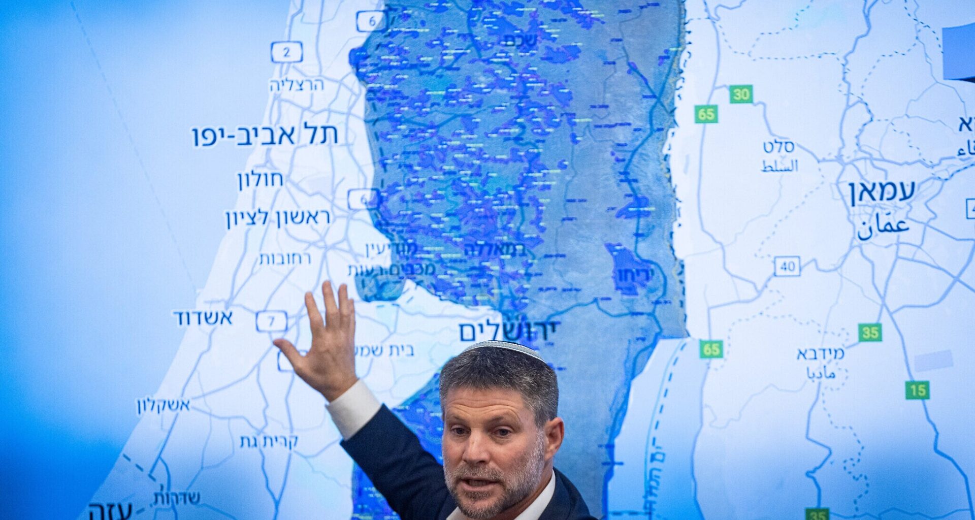 Israel acts to ease Palestinian banking crisis it helped create, but is it moving too late?