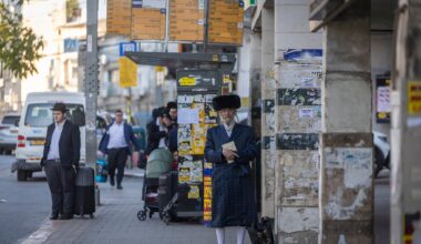 Bnei Brak set to implement gender segregation on two main streets -- report