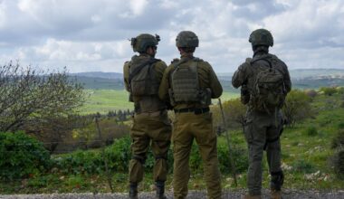 Bill extending mandatory military service to 32 months finalized before last plenum votes