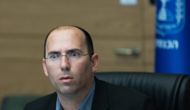 With bill hobbling AG, overhaul architect Rothman moves to take coalition off judicial leash