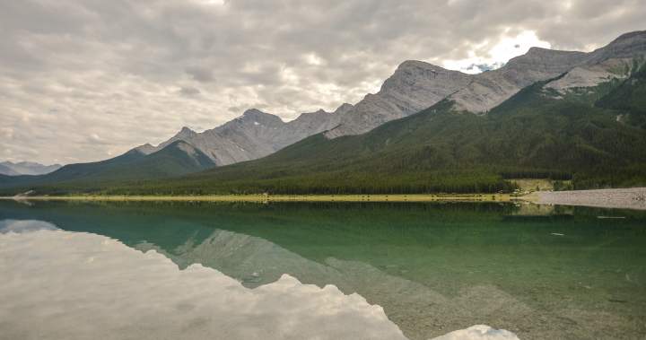 Young woman slips and dies while hiking in Kananaskis