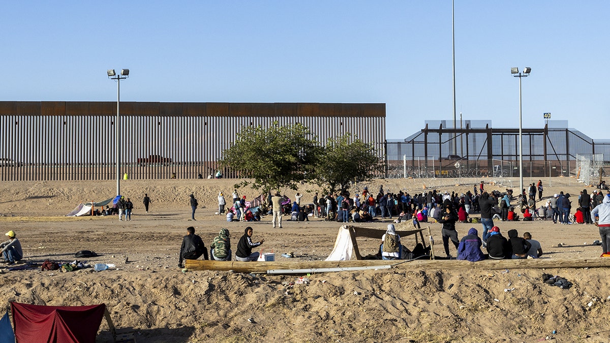 Migrants waiting