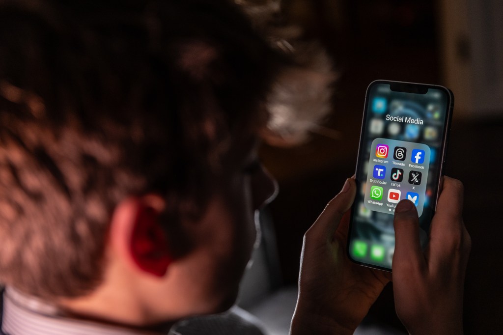Midnight Social Media Curfew For Older Teens Unveiled by UK Government
