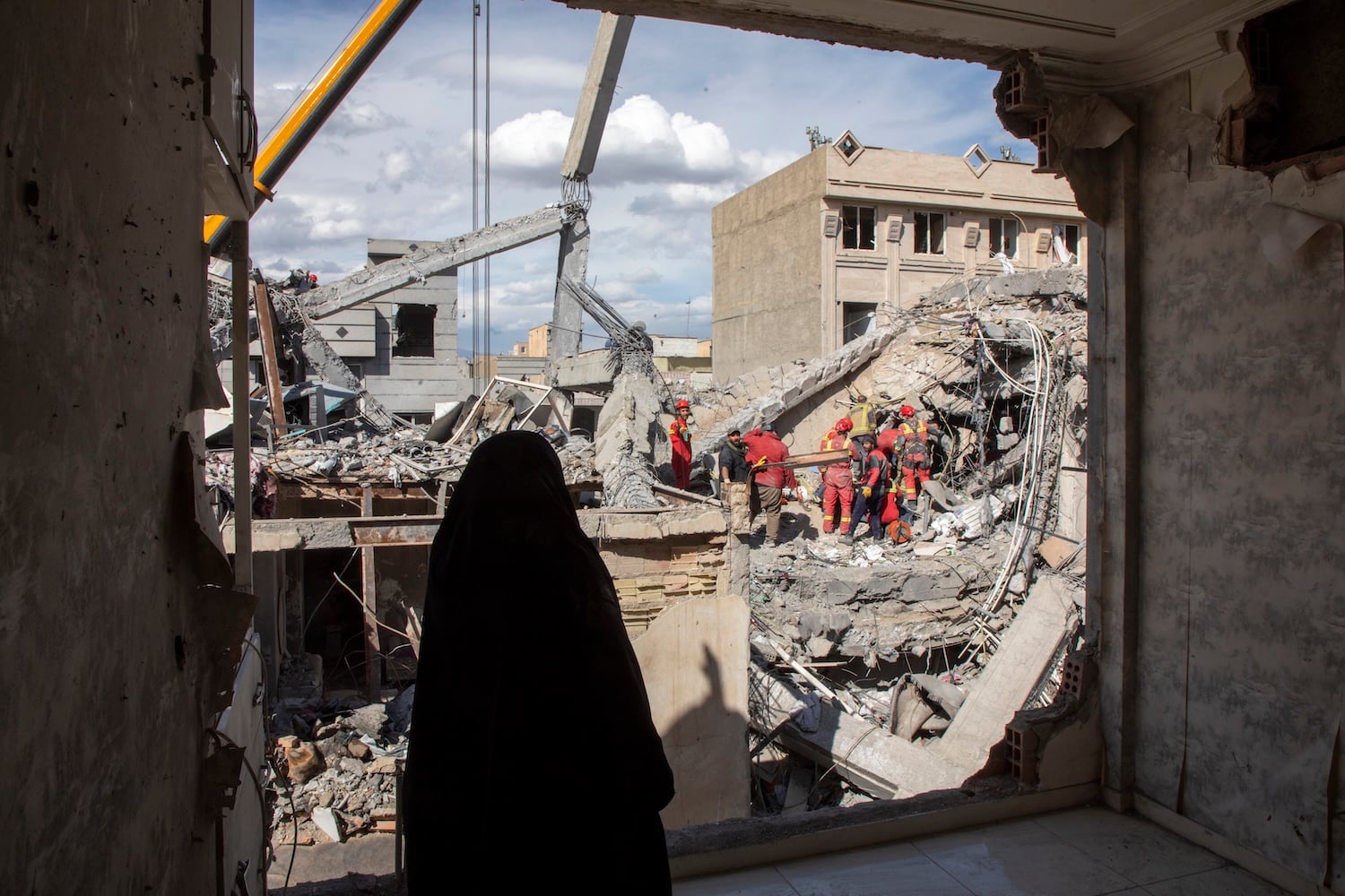 The U.S. Sanctions and Other Attacks on Iran Are—and Aren't—Destroying Its Economy