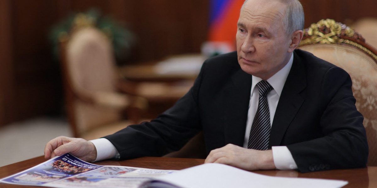 Putin is pushing Russia into an 'economic, political, and military abyss,' think tank says