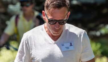 The global rich like Peter Thiel are eyeing the exit door. Argentina wants to be a new safe haven