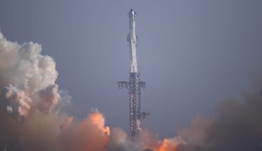 SpaceX's Starship V3 deploys most advanced Starlink satellites then pulls off best re-entry yet