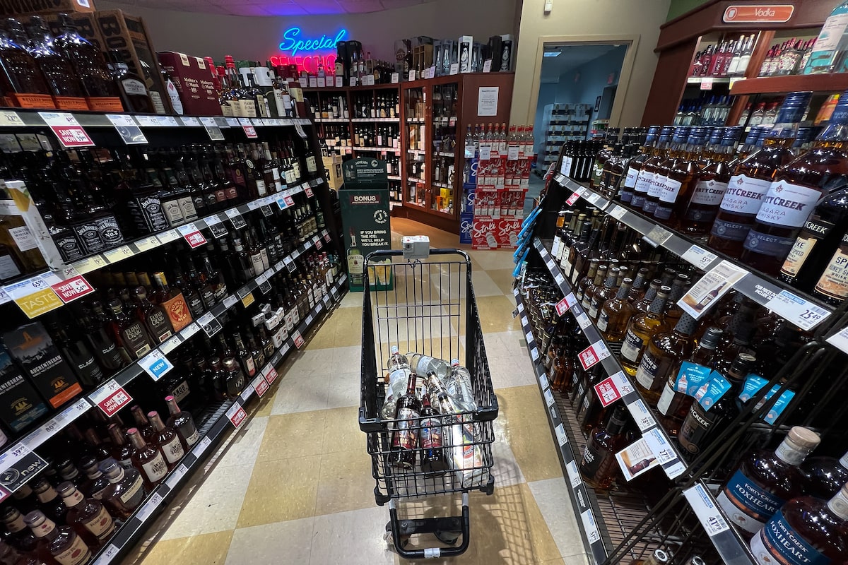 Premiers agree to lift interprovincial barriers on alcohol sales