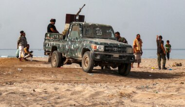 Trump Threatens Iran Over Houthi Attacks on Saudi Ships