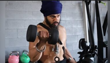 Windsor gym apologizes after Sikh man ordered to leave over ceremonial kirpan - CTV News