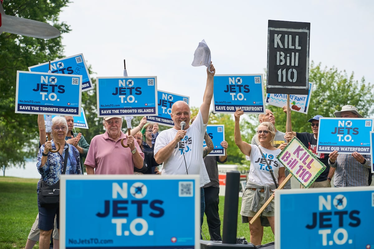 Billy Bishop jet opponents turn planned protest into celebration after Ottawa rejects expansion