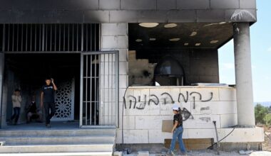 Israeli settlers torch West Bank mosques, leave retaliation graffiti